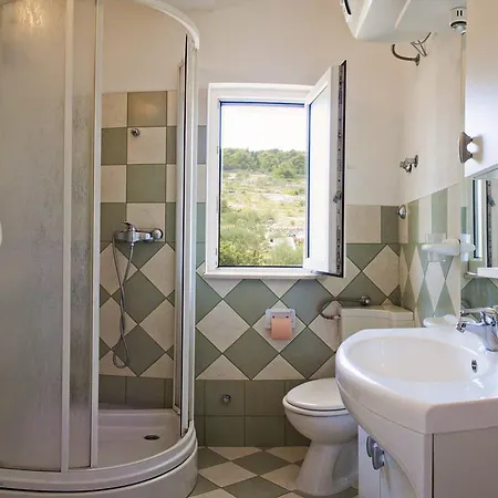 Apartments Villa Annika Slatine Room photo